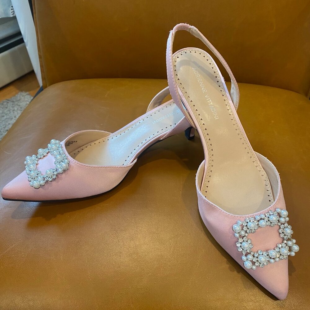 Pink jeweled kitten heels - Picture 3 of 3